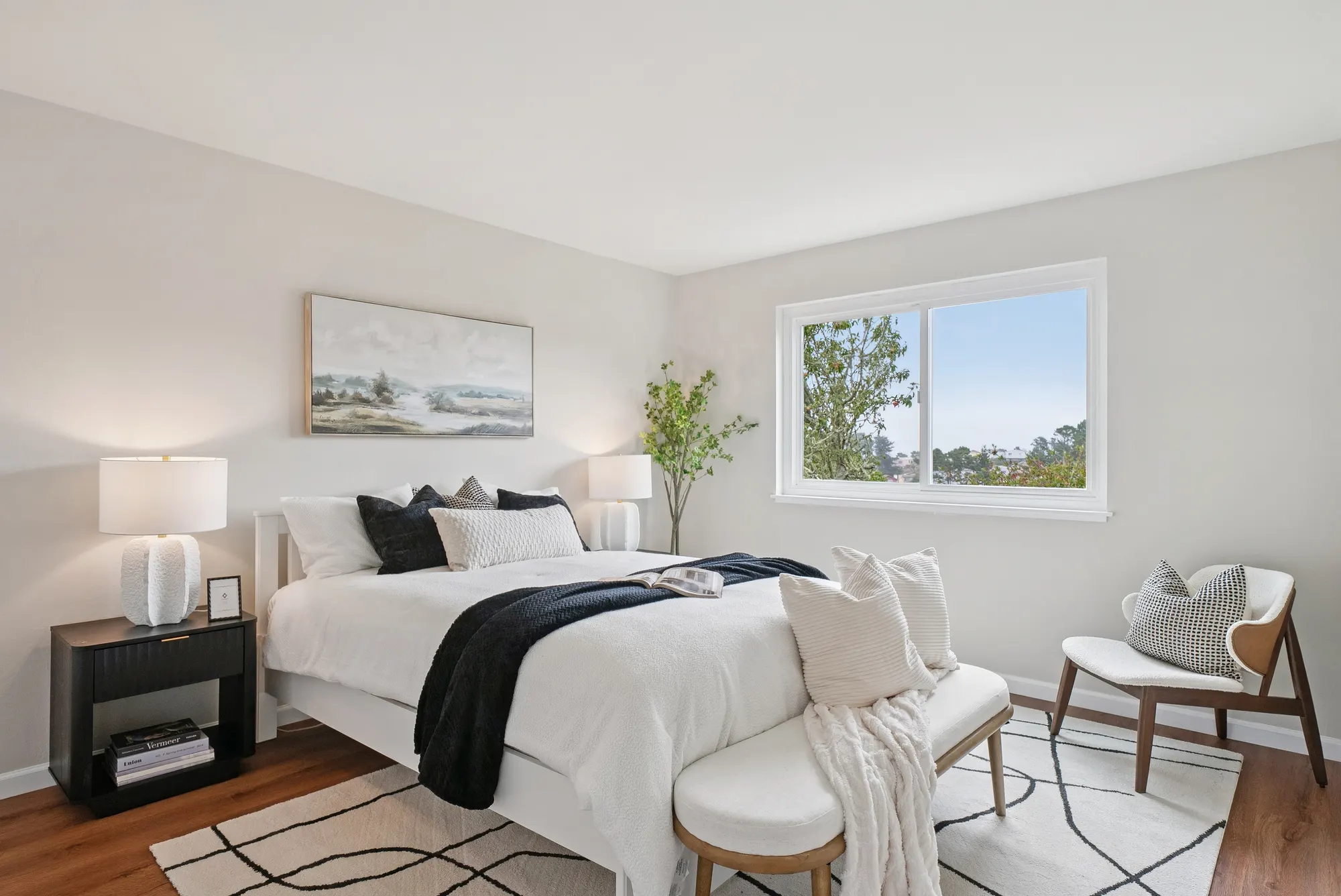 Professionally staged interior at 37 Canterbury Ave, Daly City by AAA Homes — 059 37 canterbury avenue.84316.p2k.024.print