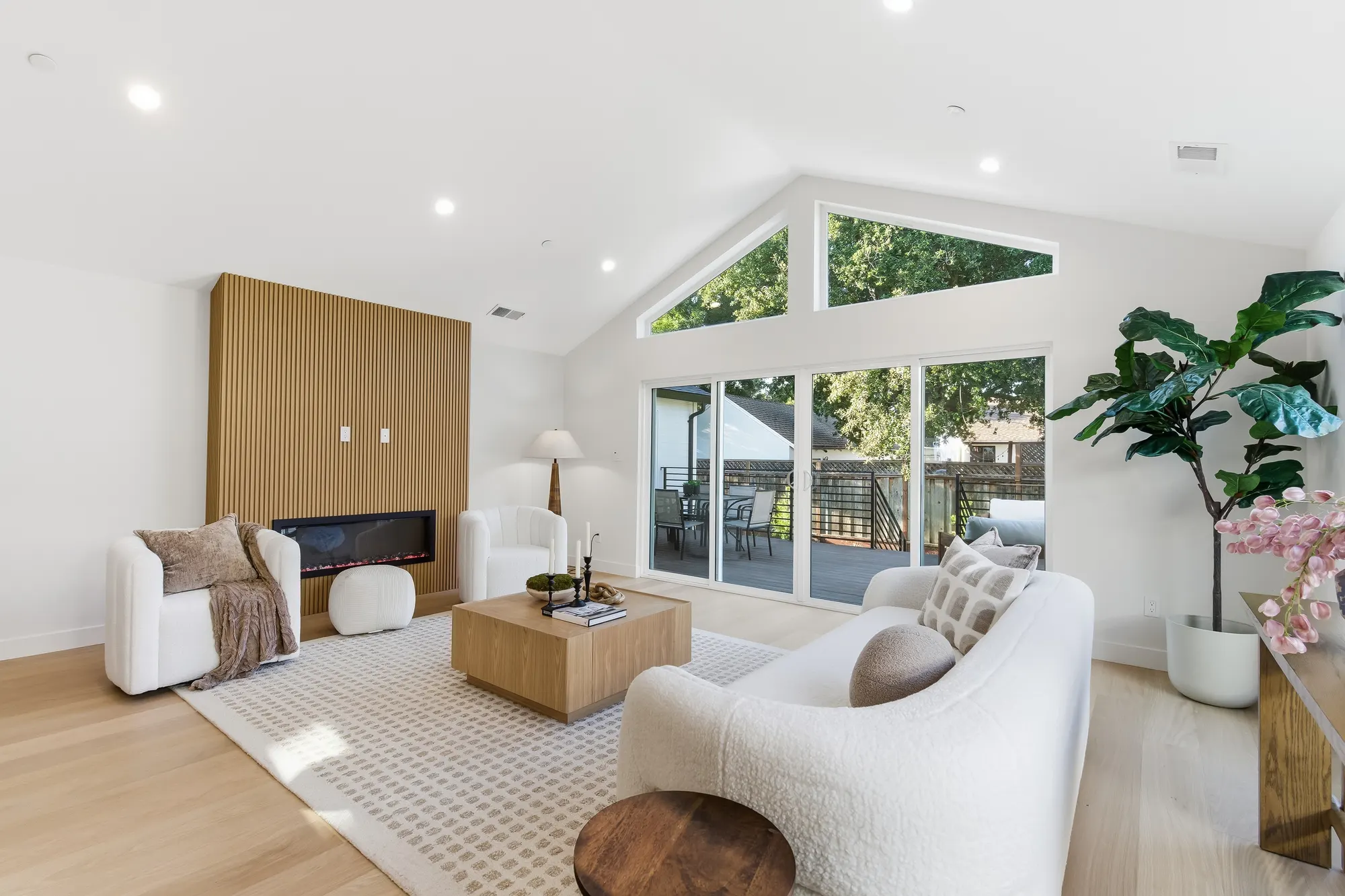 Professionally staged interior at 1531 Lorraine Ave, San Mateo by AAA Homes — Photo 35