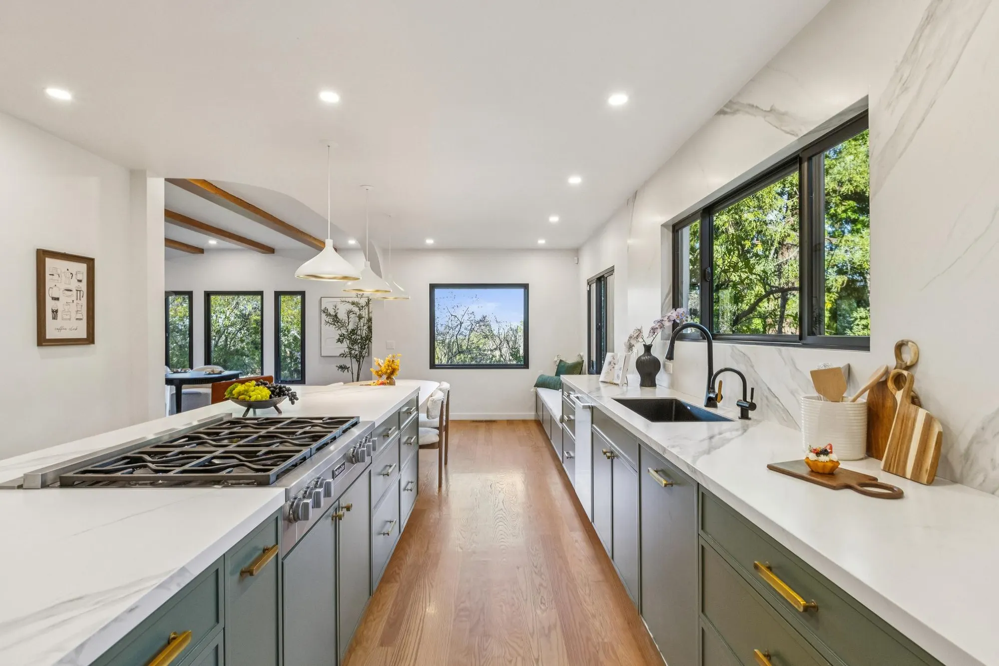 Professionally staged interior at 2322 Summit Dr, Hillsborough by AAA Homes — 128 2323 summit drive.88055.p4k.033.web