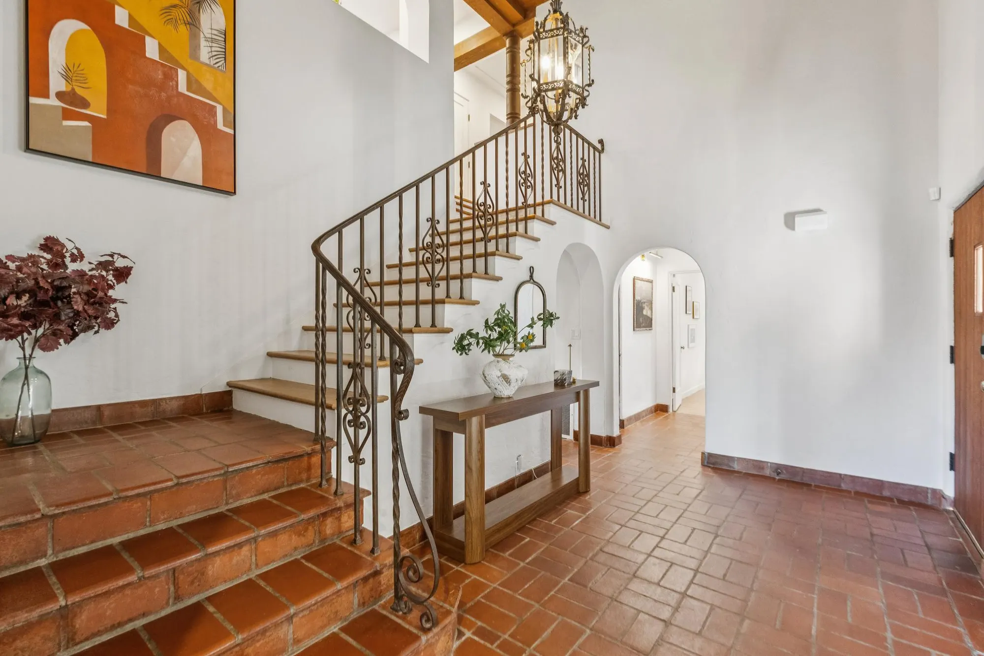 Professionally staged interior at 2322 Summit Dr, Hillsborough by AAA Homes — 142 2323 summit drive.88055.p4k.040.web
