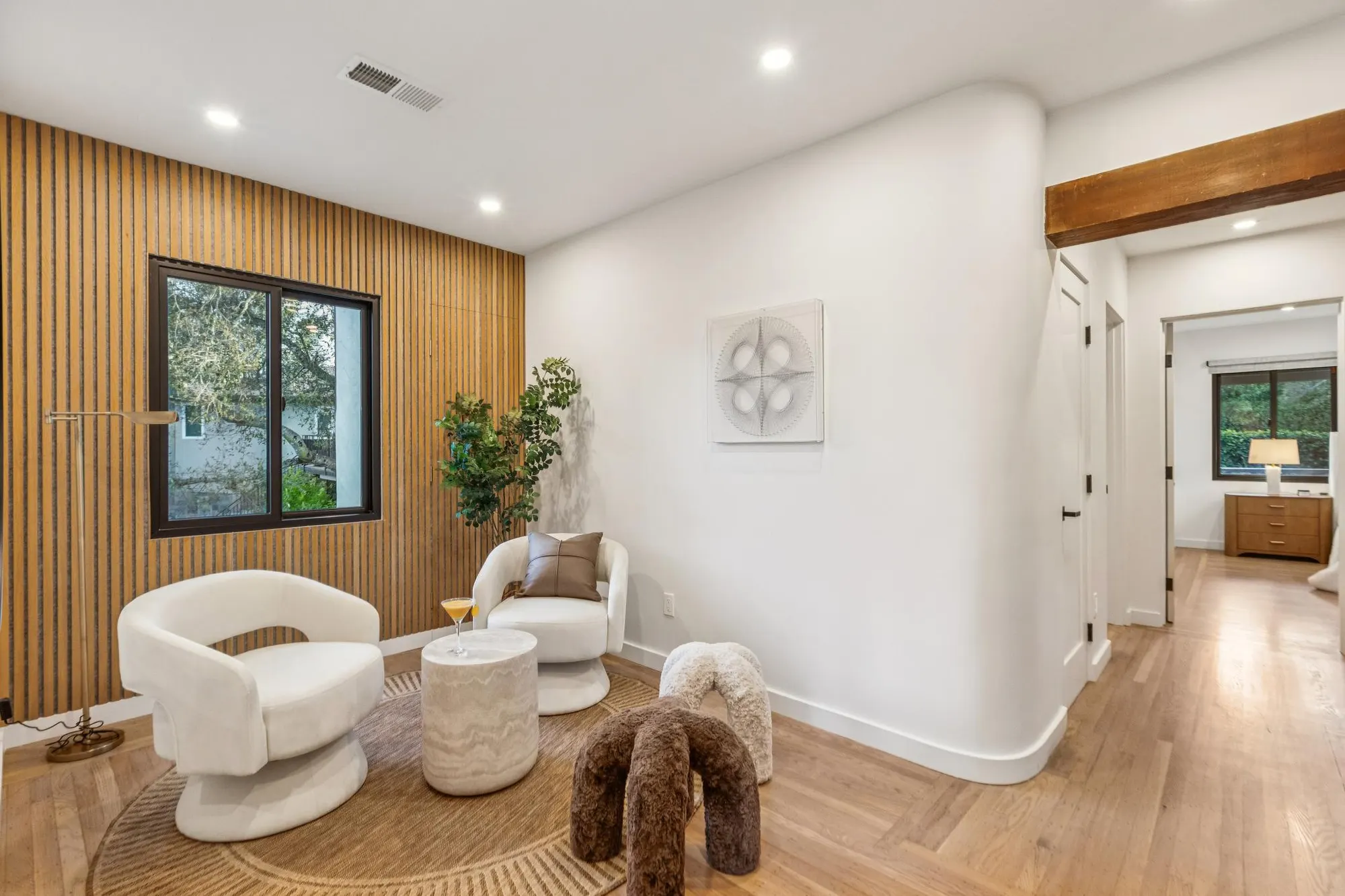 Professionally staged interior at 2322 Summit Dr, Hillsborough by AAA Homes — 164 2323 summit drive.88055.p4k.051.web