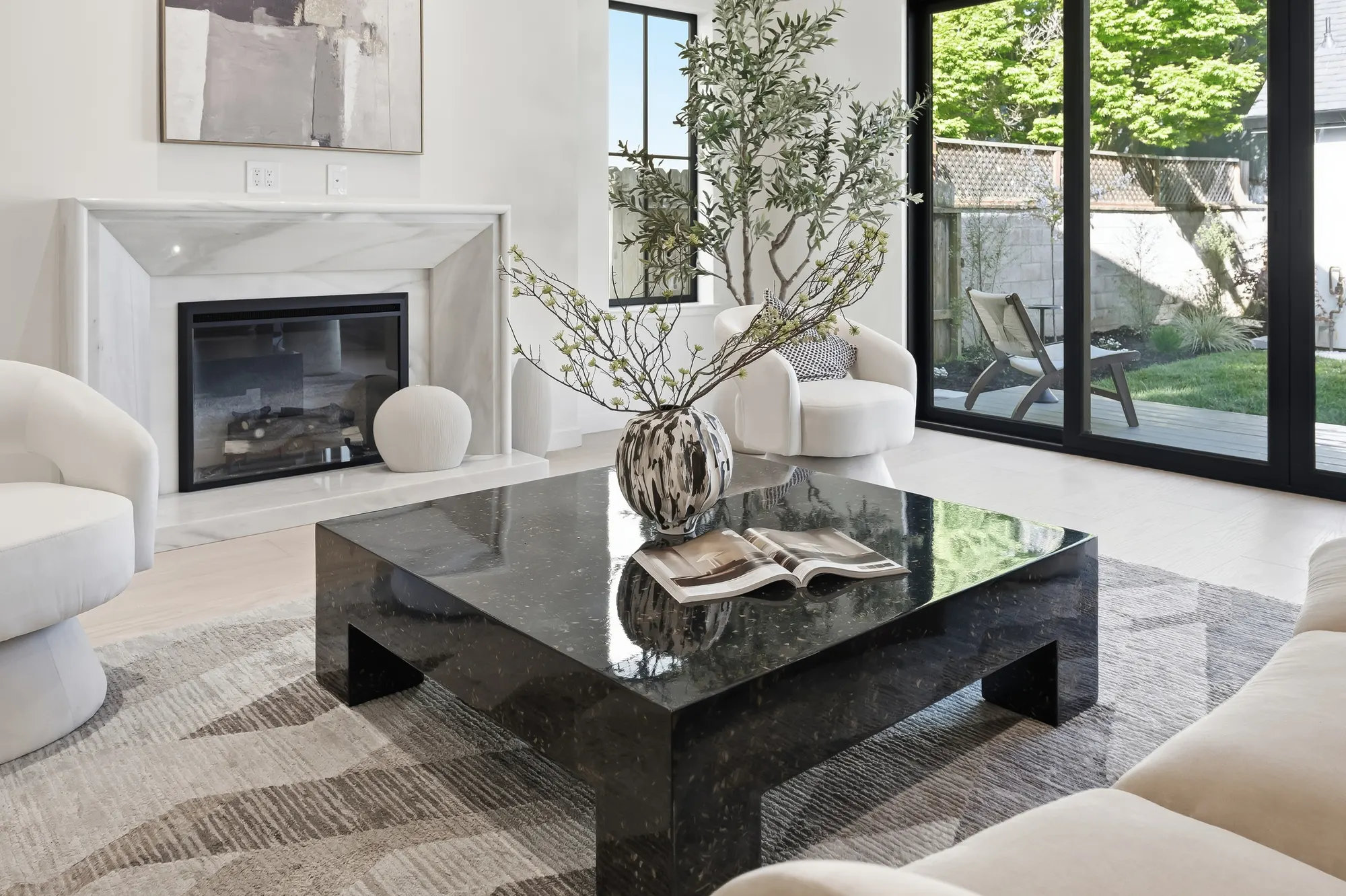 Professionally staged interior at 114 Bayswater Ave, Burlingame by AAA Homes — Photo 3