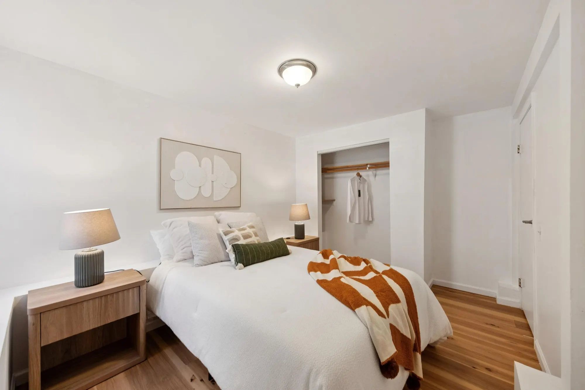 Professionally staged interior at 655 39th Ave, San Francisco by AAA Homes — 096 655 39th avenue.89083.p2k.030.web