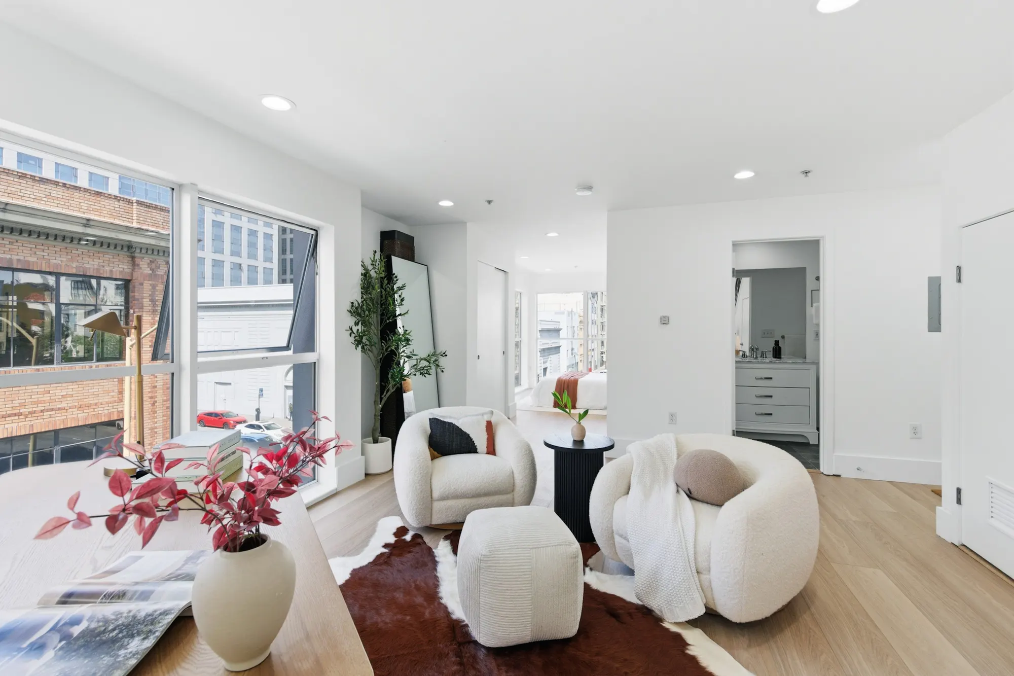 Professionally staged interior at 701 Minna St, San Francisco by AAA Homes — 701Minna 13 039