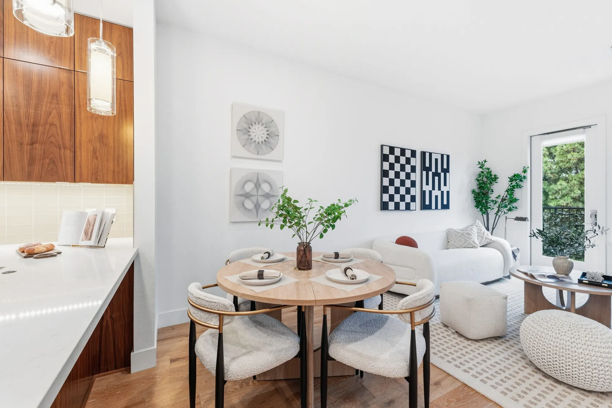 Professionally staged interior at 1101 W El Camino Real #417, Mountain View by AAA Homes — 1101WestECR 417 018