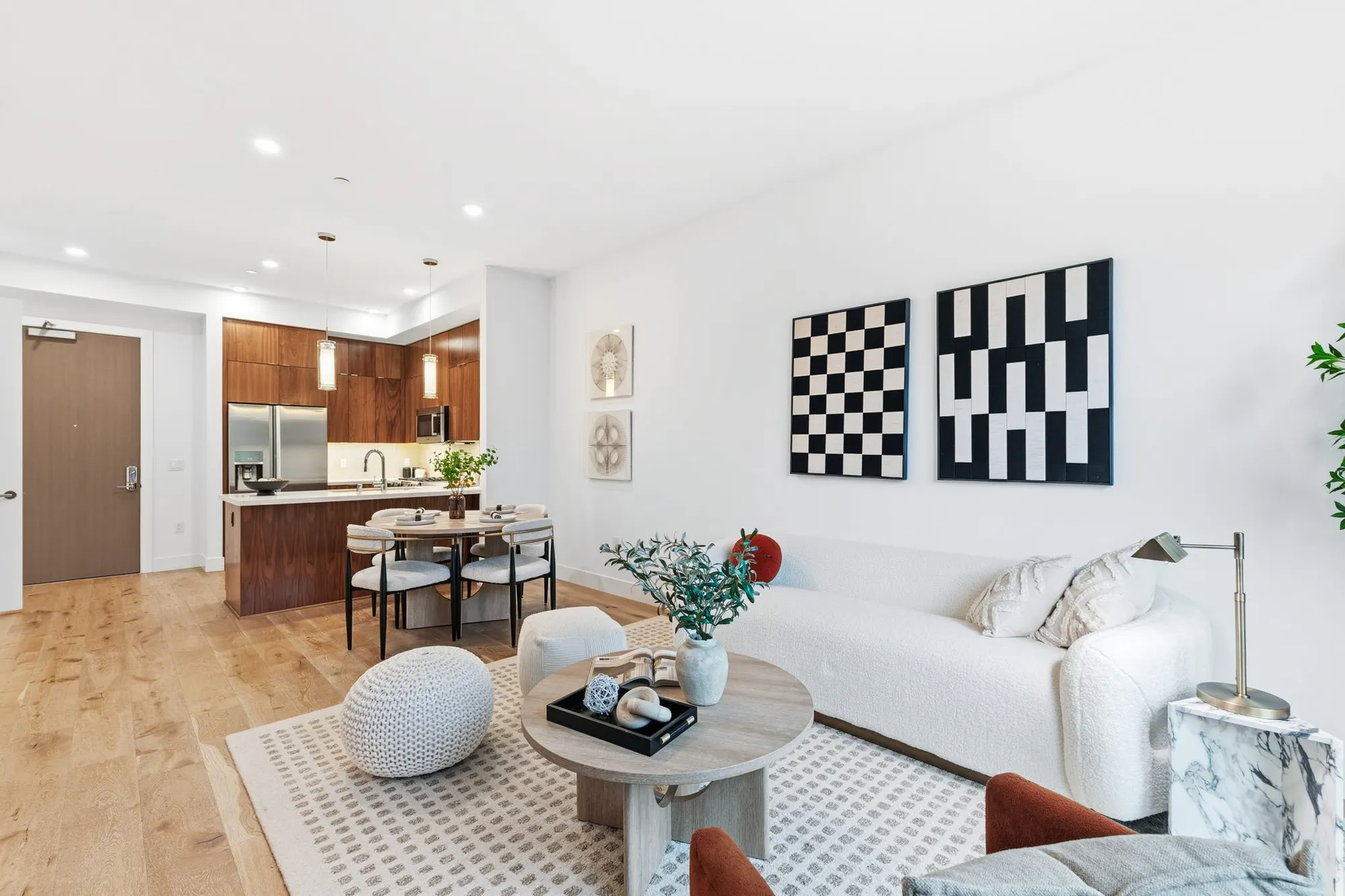 Professionally staged interior at 1101 W El Camino Real #417, Mountain View by AAA Homes — 1101WestECR 417 027